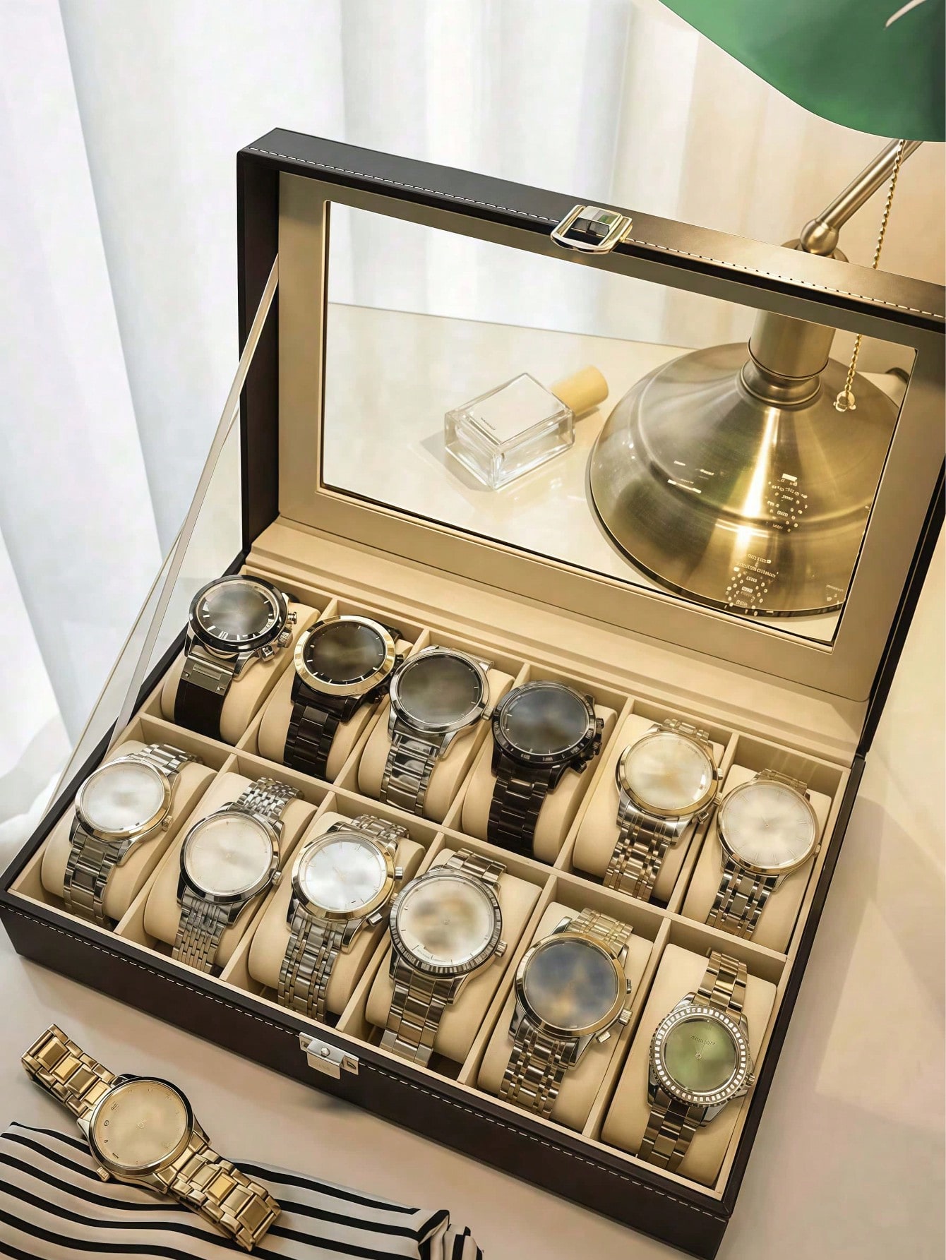 Kilitli Deri Saat Kutusu, Büyü - Jewelry Watches Box incelemesi ve fiyatı